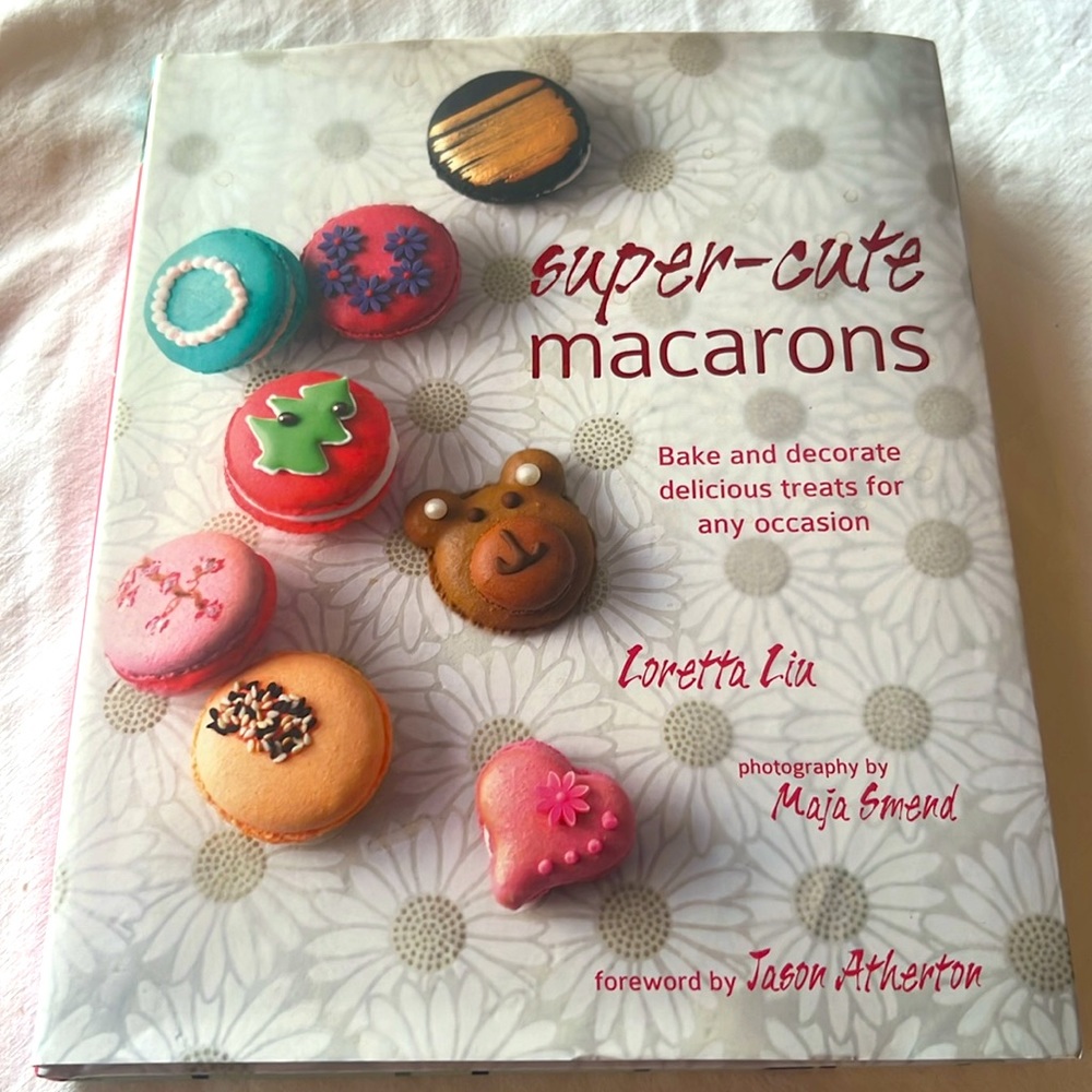 Macaron cookbook baking and decorating book